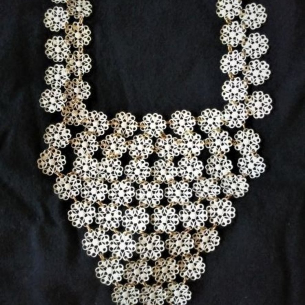 Dainty Floral Bib Necklace